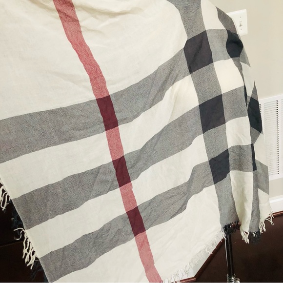 Burberry Large Ivory Check Fine Merino Wool Scarf Wrap - Picture 12 of 16